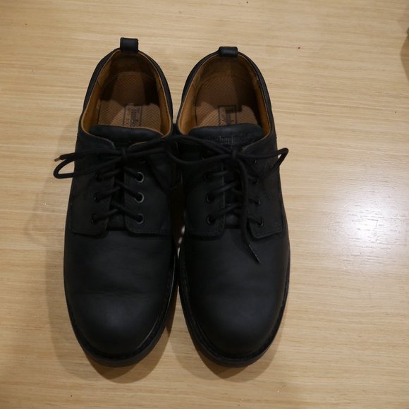 Timberland Waterproof Leather Low Tops - Great Condition! - Picture 1 of 5